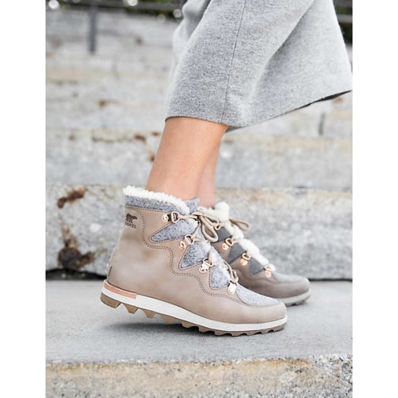 sorel sneakchic alpine booties